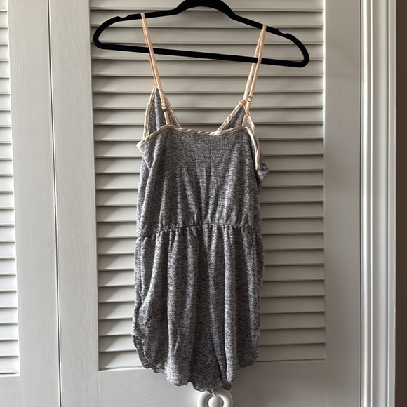 ✨ Urban Outfitters Cozy Knit Romper Intimates Teddy | Gray & Pink | Size XS ✨ - Picture 4 of 4